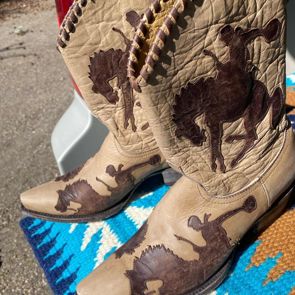 Brand new Old Gringo booties, sz 8 , fits true to size. (No Box but never worn!)